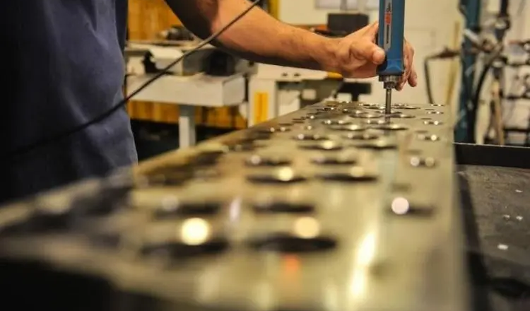 Santa Catarina registra 621 mil adesões a programa de manutenção de emprego