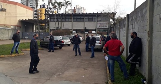 Semana começa com novas demissões no transporte coletivo em Blumenau