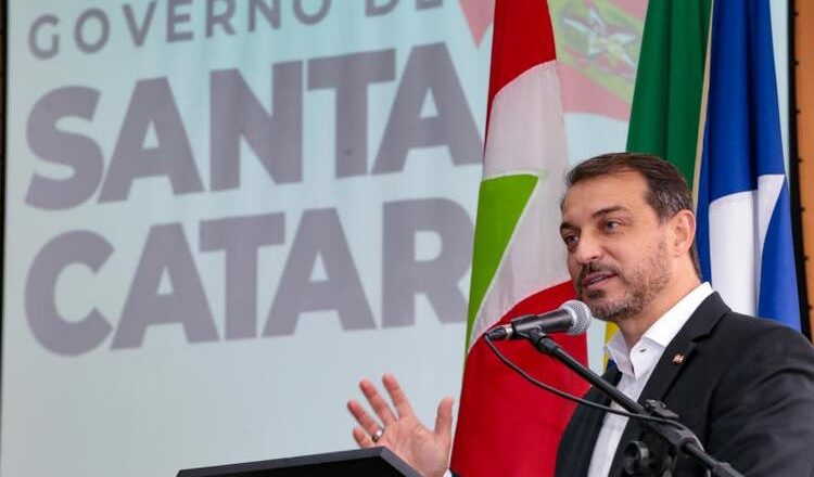 MPSC arquiva inquérito que apurava participação do governador na compra de respiradores da Veigamed