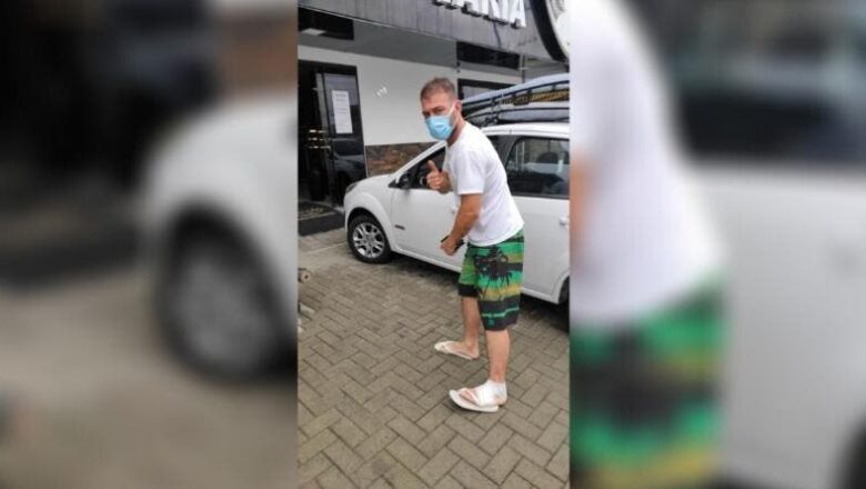 Surfista levou uma mordida de um tubarão-mangona em Navegantes