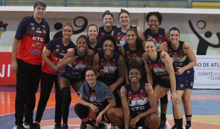 Blumenau é a primeira cidade do Sul a ter time na final da Liga de Basquete Feminino