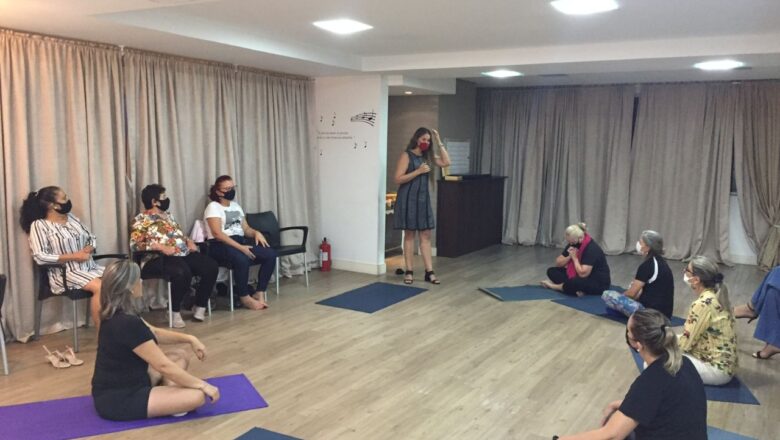 Carnaval de Balneário Camboriú vai ter yoga e aromaterapia