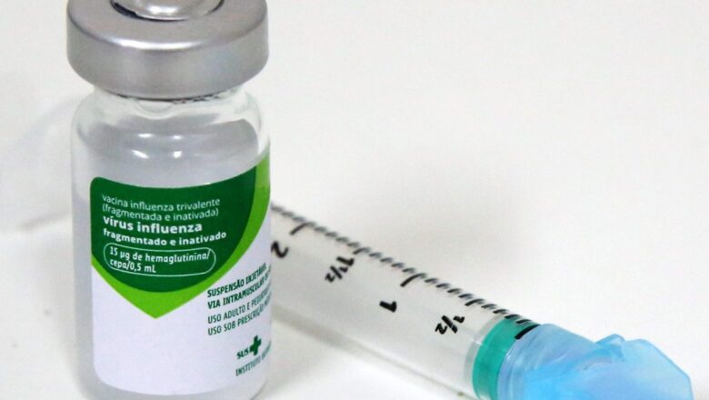 Campanha antigripal 2022: Devo tomar a vacina da gripe mesmo tendo tomado a vacina da Covid-19?