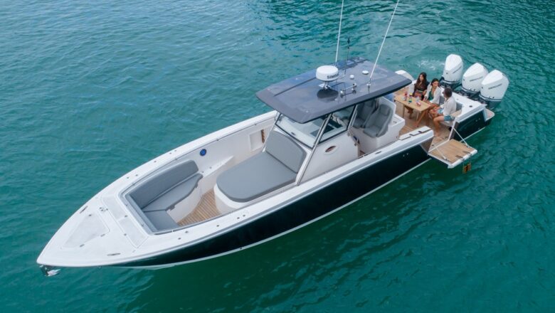 Estaleiros de SC vão expor embarcações luxuosas de até R$ 50 milhões no Rio Boat Show 2022