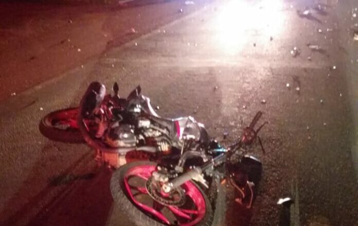 Choque entre motos tira a vida de dois motociclistas na BR-470 em Indaial
