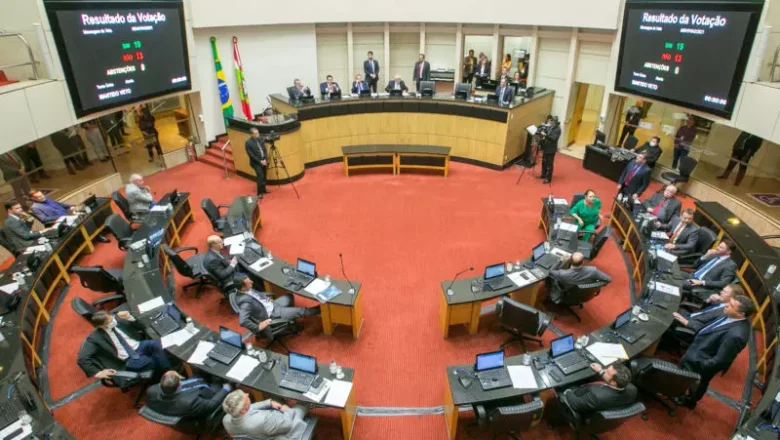 Entenda como fica o peso do ICMS sobre leite após votação de deputados na Alesc