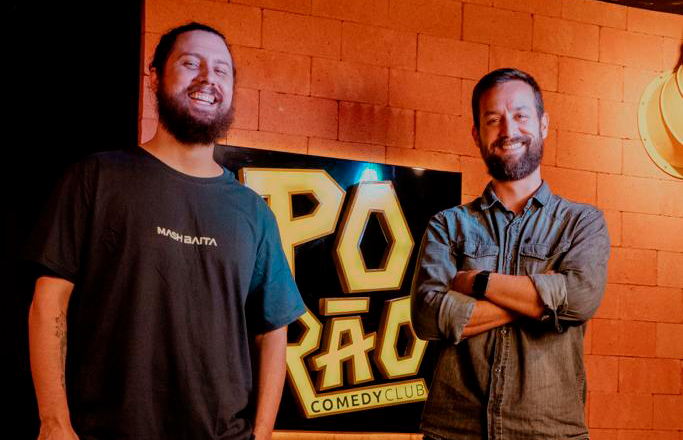 Um ano, mais de 200 shows: Porão Comedy Club coloca Blumenau (SC) no mapa brasileiro do stand up comedy