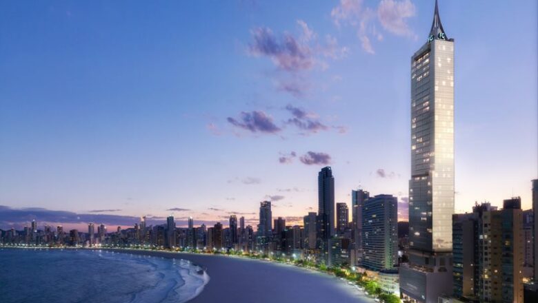 Com 9 dos 10 edifícios mais altos do país, Dubai brasileira é referência em turismo imobiliário
