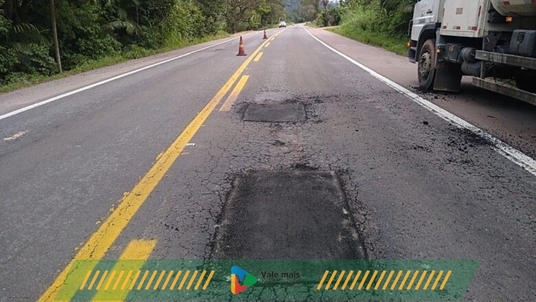 DNIT tapa buracos na BR-470 após chuvas em Blumenau e região