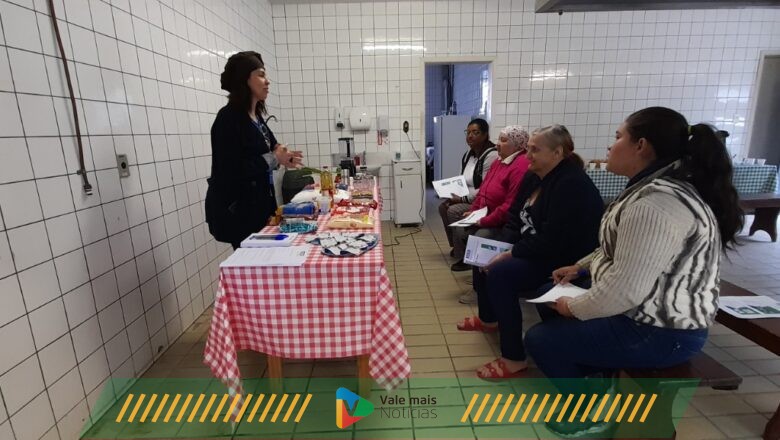 Parceria entre SESI e prefeitura de Benedito Novo leva formação sobre aproveitamento de alimentos para famílias em vulnerabilidade