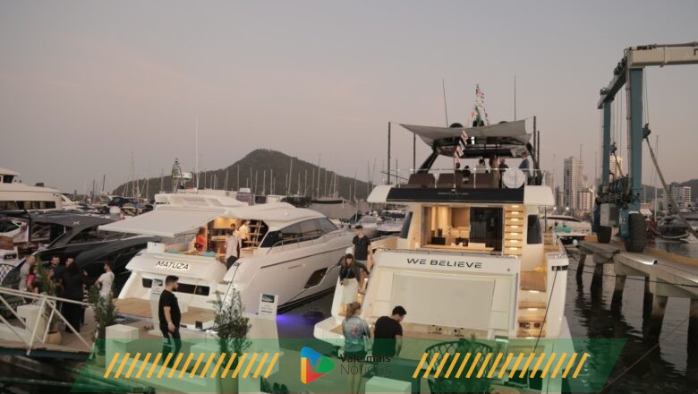 Ferretti Yachts encanta público brasileiro no V Salão Náutico Marina Itajaí