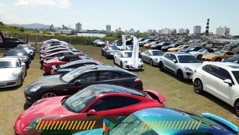 Maior encontro de Porsche do Sul do Brasil reúne mais de 80 carros de luxo em Itajaí