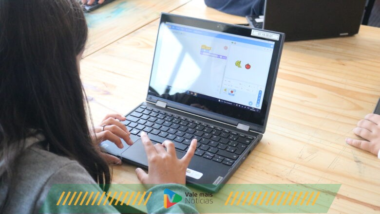 Na era da educação tecnológica, 25% das escolas públicas não possuem acesso à internet