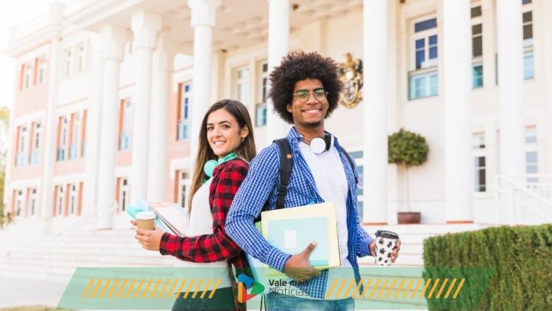 Instituto SOMOS oferece mais de 200 bolsas de estudo a alunos com baixas condições socioeconômicas da rede pública