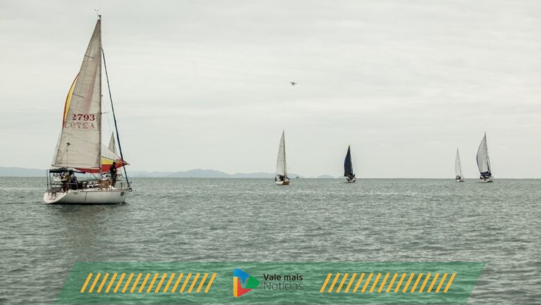 Regata deve reunir mais de 20 veleiros neste sábado (22)