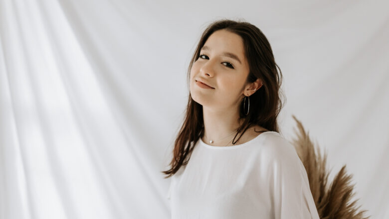 Duda Florencio faz Pocket Show no Norte Shopping, em Blumenau, no dia 19 de novembro