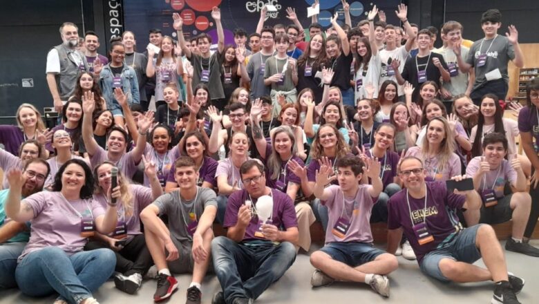 <strong>Desafio de conhecimento da Escola S reúne mais de 90 estudantes de Blumenau</strong>