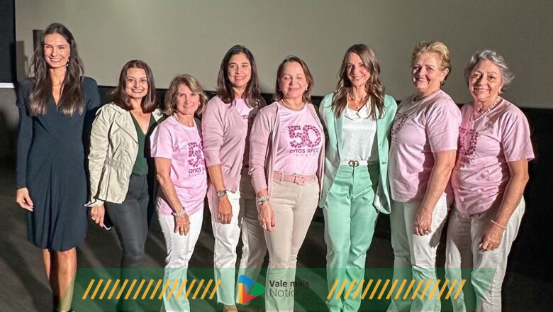 Pacientes da Rede Feminina participam de palestra motivacional no Neumarkt Shopping