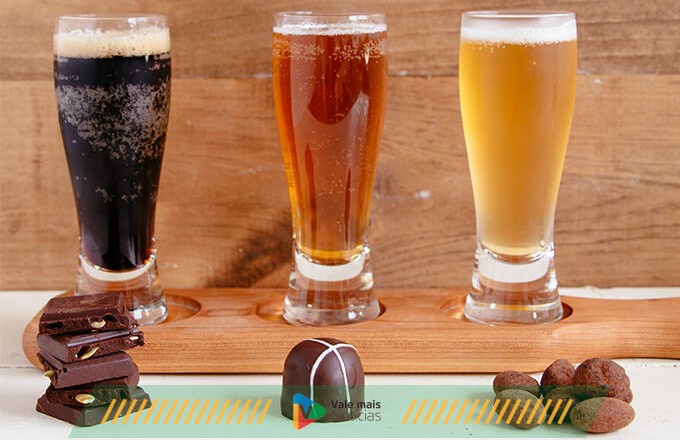 Descubra quais são os estilos de cerveja mais indicados para harmonizar com diferentes tipos de chocolate