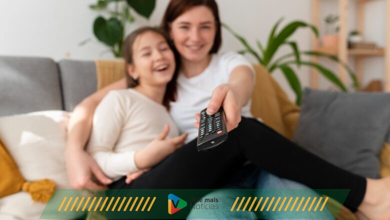 SC: nova parabólica digital é opção de presente para as mamães que adoram assistir à TV