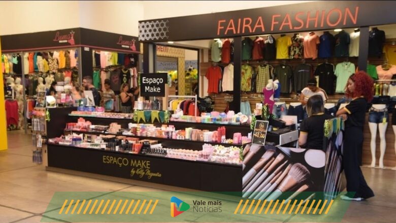 Jovem empreendedora investe em franquia de maquiagens e alcança sucesso