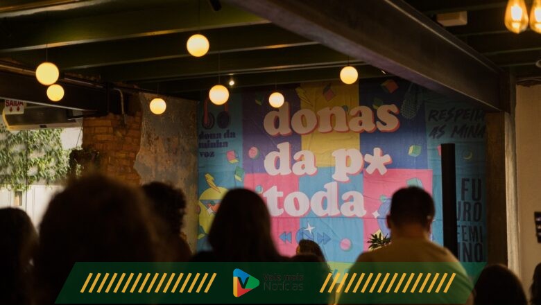 Primavera começa com evento que celebra 200 episódios do podcast Donas da P* Toda em Blumenau (SC)