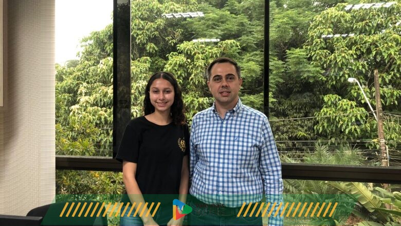 Primeira aluna do projeto Sescon Emprega é contratada por contabilidade