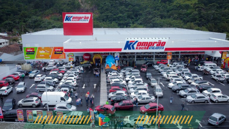 Grupo Koch tem horário especial de atendimento neste verão