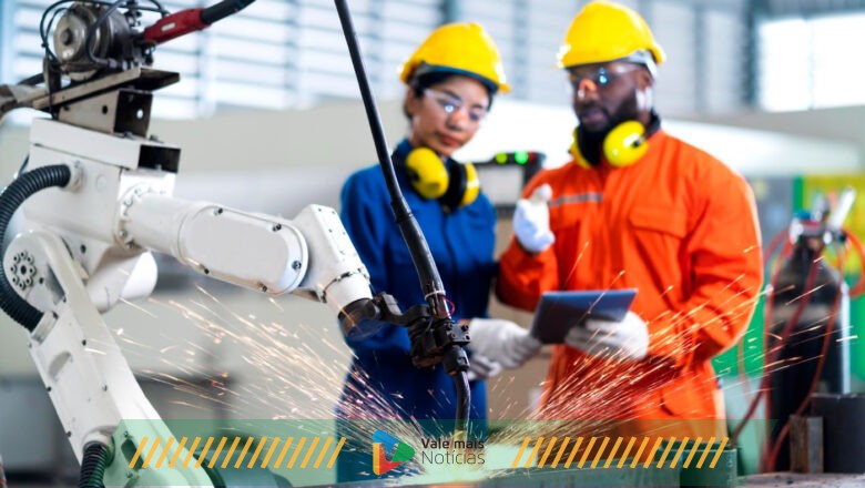 Cinco tendências em sistemas tecnológicos para as indústrias em 2024