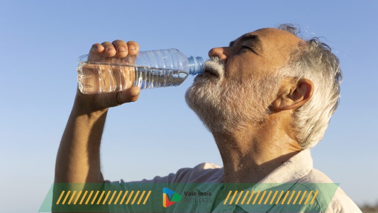 Onda de calor aumenta o risco de desidratação da população idosa
