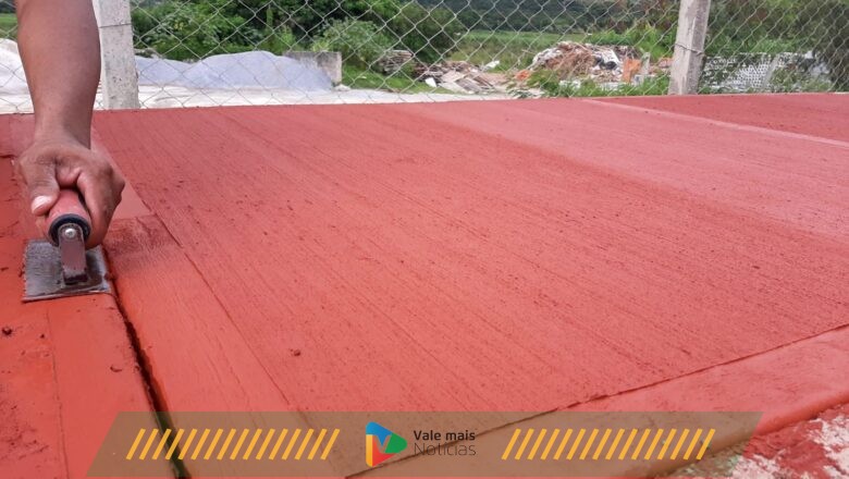 Pigmento inorgânico proporciona cores vivas e estáveis ao concreto. Confira possibilidades de uso