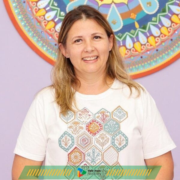 Terapeuta gaúcha oferece curso presencial no Médio Vale em abril para definição de metas e inteligência emocional