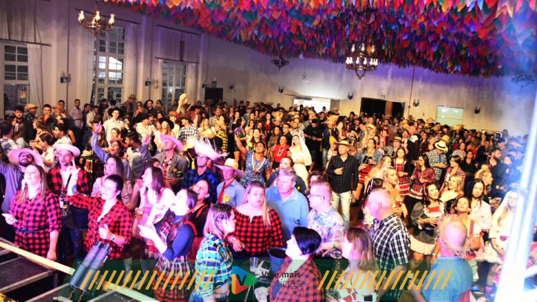 Cerca de mil pessoas são esperadas no tradicional Baile Caipira de Indaial