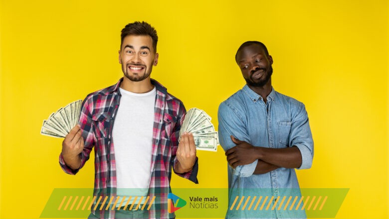 Dia Internacional da Amizade: 30% dos brasileiros já emprestaram o nome ou cartão de crédito para outra pessoa