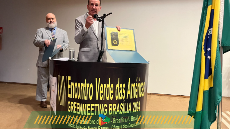 Deputado Jorge Goetten recebe o Prêmio Verde das Américas