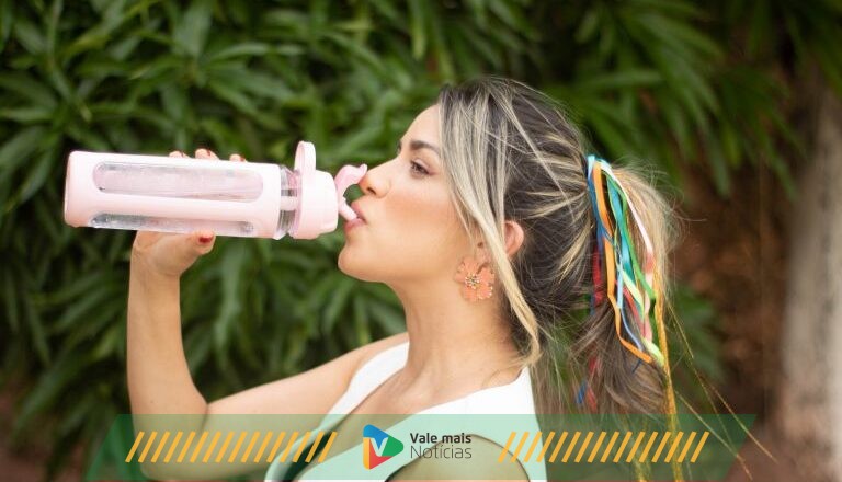 MÉDICA DÁ DICAS PARA APROVEITAR A FOLIA DE CARNAVAL COM SAÚDE E BOA ALIMENTAÇÃO