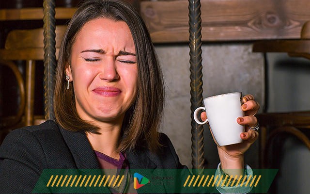 O que a psicologia revela sobre quem toma café sem açúcar? O que significa?