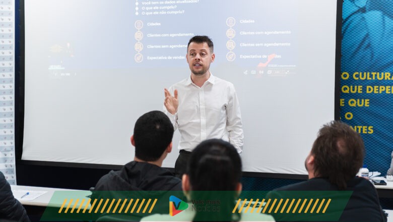 Sebrae/SC capacita profissionais para contratação e gestão de equipes de representantes comerciais