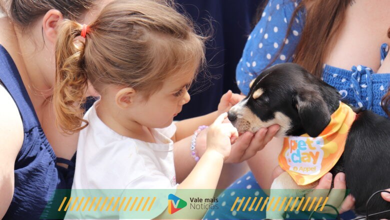 Pet Day Solidário da Appel Home tem adoção de nove pets e destina recursos financeiros e 300 kg de mantas para a Acapra