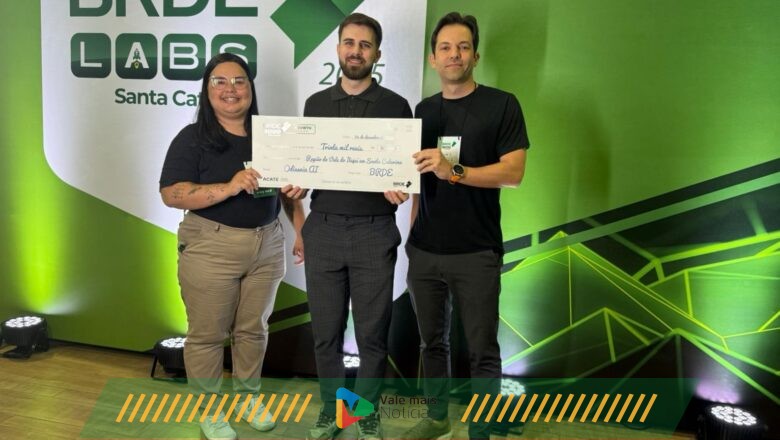 Odisseia AI vence etapa Growth do BRDE Labs SC 2025 no Vale do Itajaí