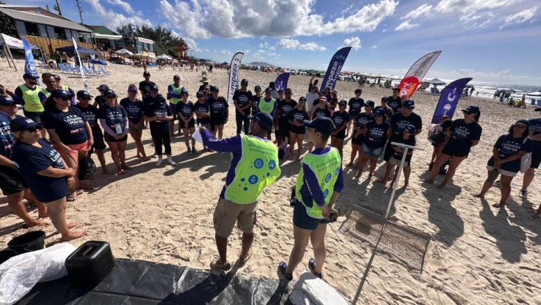 Limpeza dos Mares realiza blitz educativa na Arena de Verão do Comper, em Bombinhas