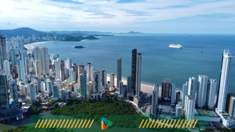 SC segue no topo entre cidades mais caras para comprar imóvel em 2025, mas vê ritmo diminuir