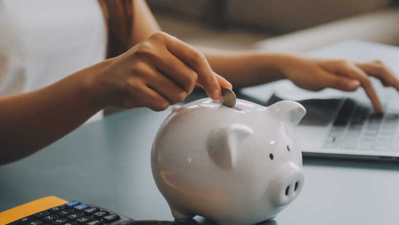 Custo médio de vida do catarinense é de R$4.180 por mês, revela Serasa