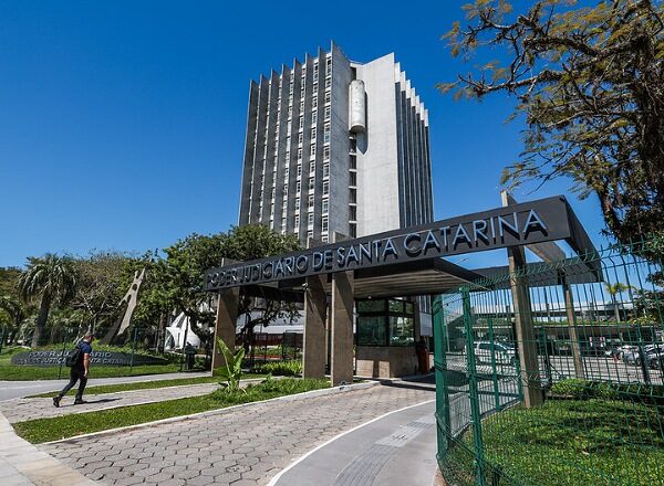 Decisão inédita do TJSC muda forma de cobrança do IPTU na construção civil