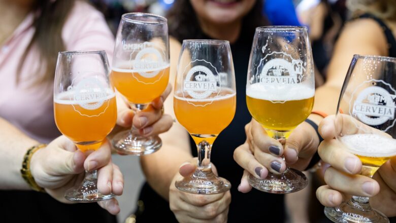 Cerca de 200 cervejarias de 12 estados brasileiros se reúnem em Blumenau (SC) a partir desta quarta-feira (4)