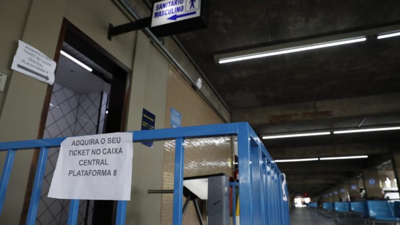 Procon põe fim à cobrança por uso do banheiro em rodoviária de Blumenau