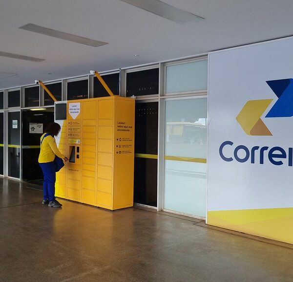 Serasa e Correios ampliam negociação de dívidas do Novo Desenrola Brasil