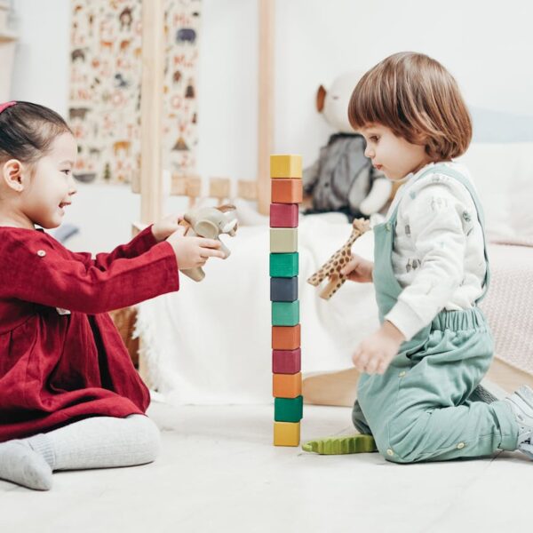 Brincar é fundamental: dicas e benefícios para o desenvolvimento infantil
