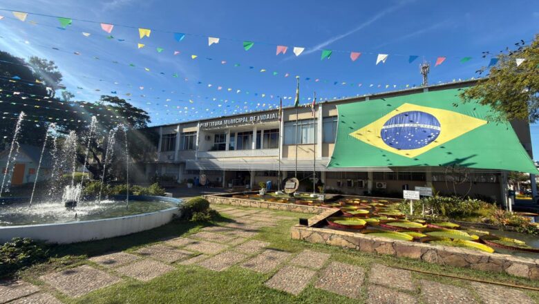 Praça da Prefeitura terá transmissão em telão do jogo do Brasil nesta sexta-feira (19)