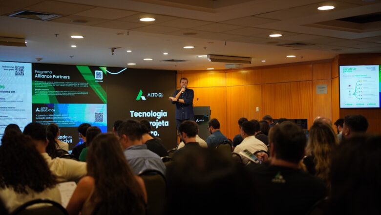 QiConnect Florianópolis promove debates sobre tecnologia e transformação digital na construção civil